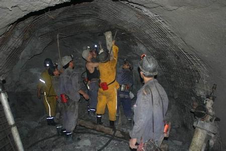 城口工程爆破中的危险因素分析以及应对工程爆破危险的措施